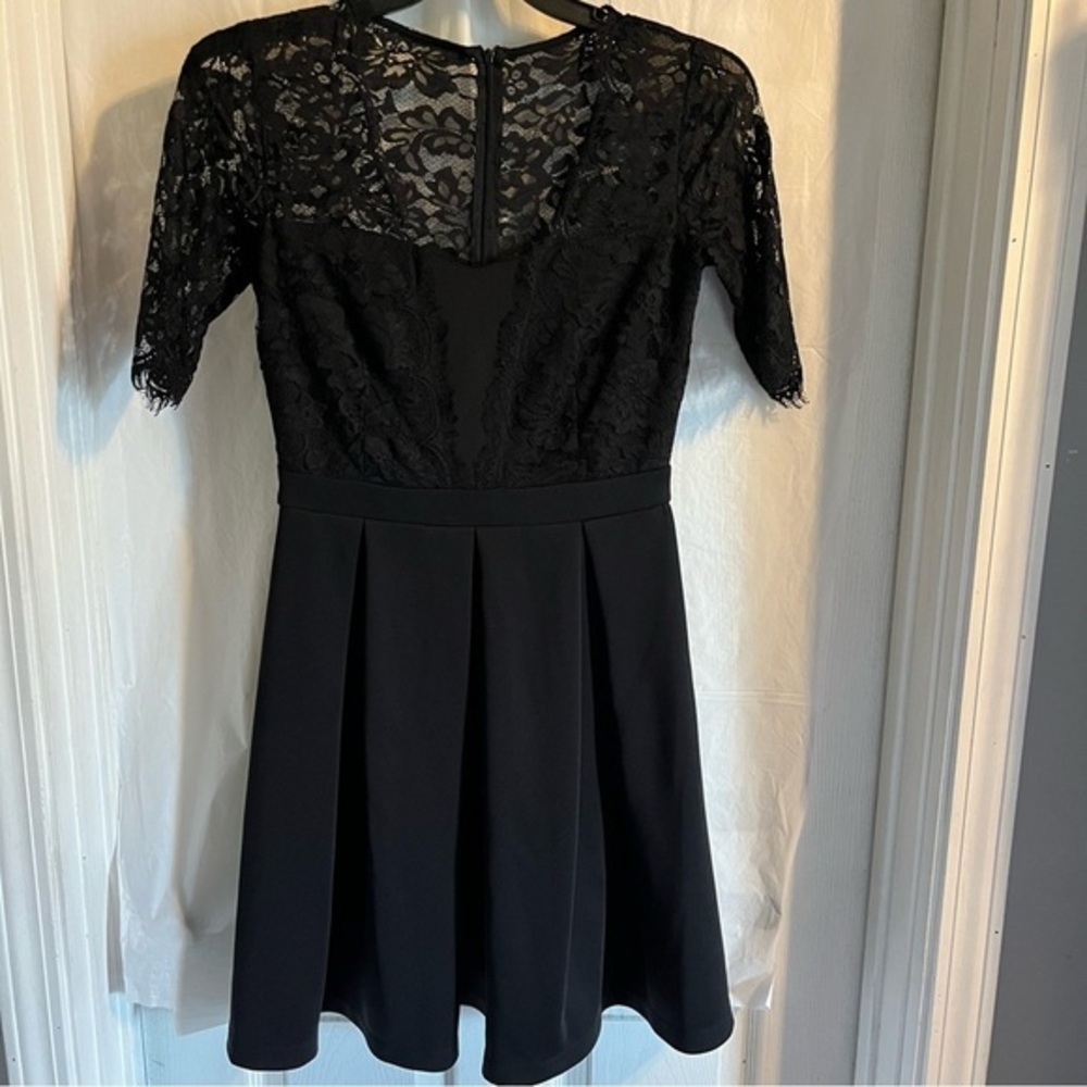 Gabby Skye Lace Party Dress Sz 8 Eyelash Fringe Ponte Fit & Flare Goth Witchy